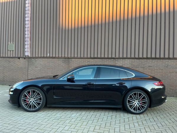 PORSCHE  Panamera 4S Diesel  365 KW  Chiptuning Leistungskit